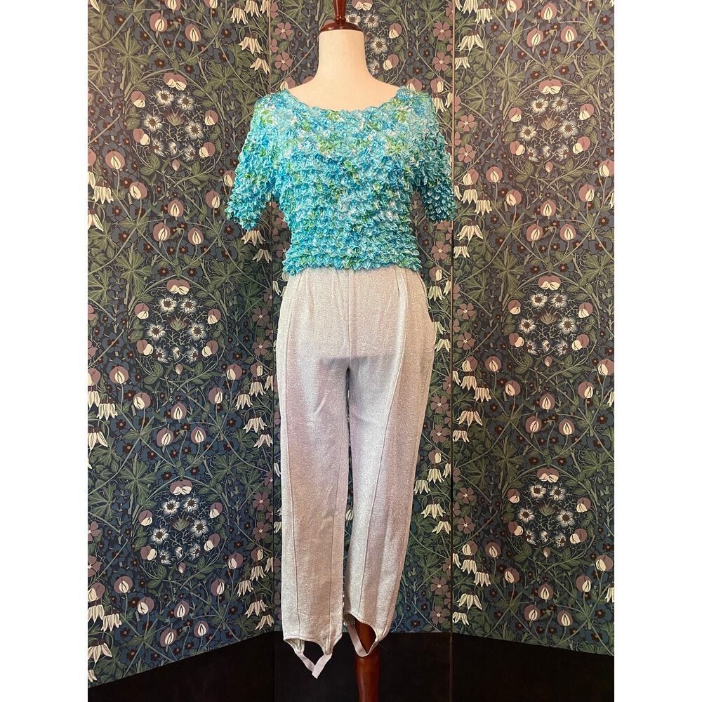 Lurex stirrup pants in silver, disco style